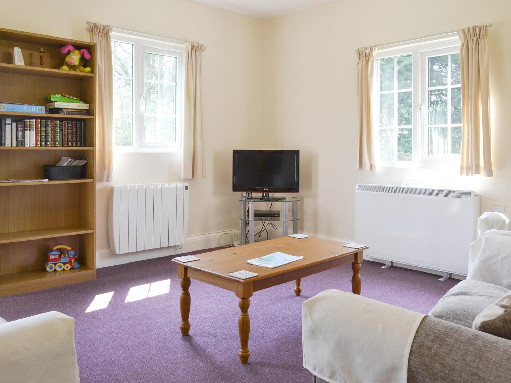 The Cottage - B4014 Wendling ภายนอก รูปภาพ
